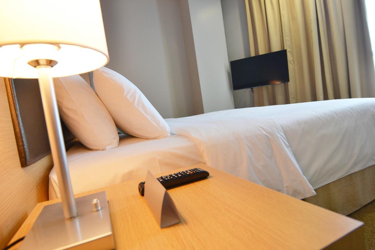 Hotel N°5 โกตาคินาบาลู ภายนอก รูปภาพ